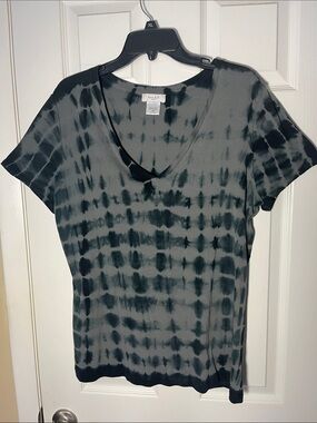 Kate Hill Woman tie dye gray black v neck t shirt short sleeve 100 % cotton 2X